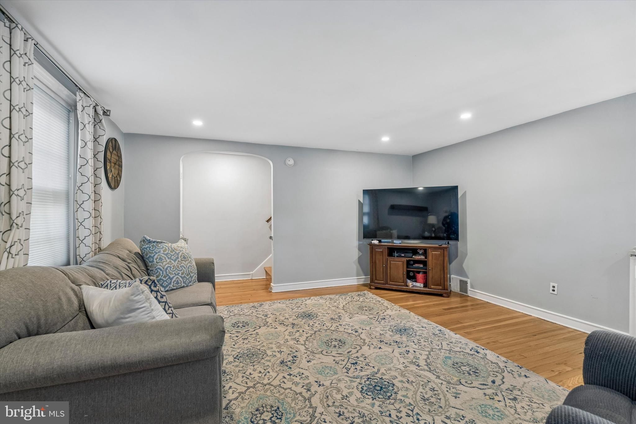 42 Greenhill Road Springfield, PA 19064 - Photo 4 of 29 Gallery Image 4