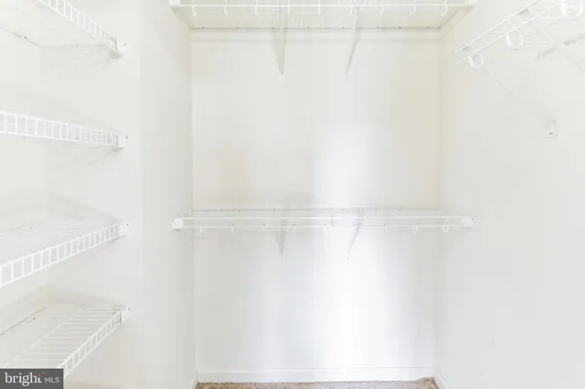 $415,000 | 24 Greenoak Lane, Berkeley Springs, WV 25411