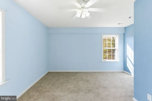 $415,000 | 24 Greenoak Lane, Berkeley Springs, WV 25411