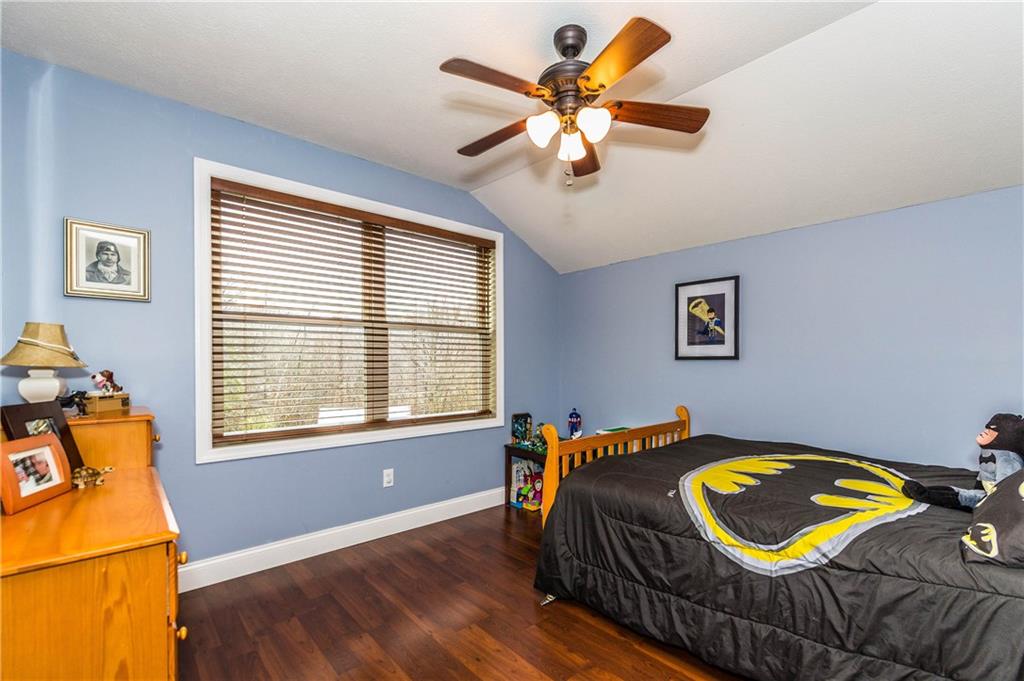 1440 Freeport Road Mars, PA 16046 - Photo 15 of 25 SECOND BEDROOM.