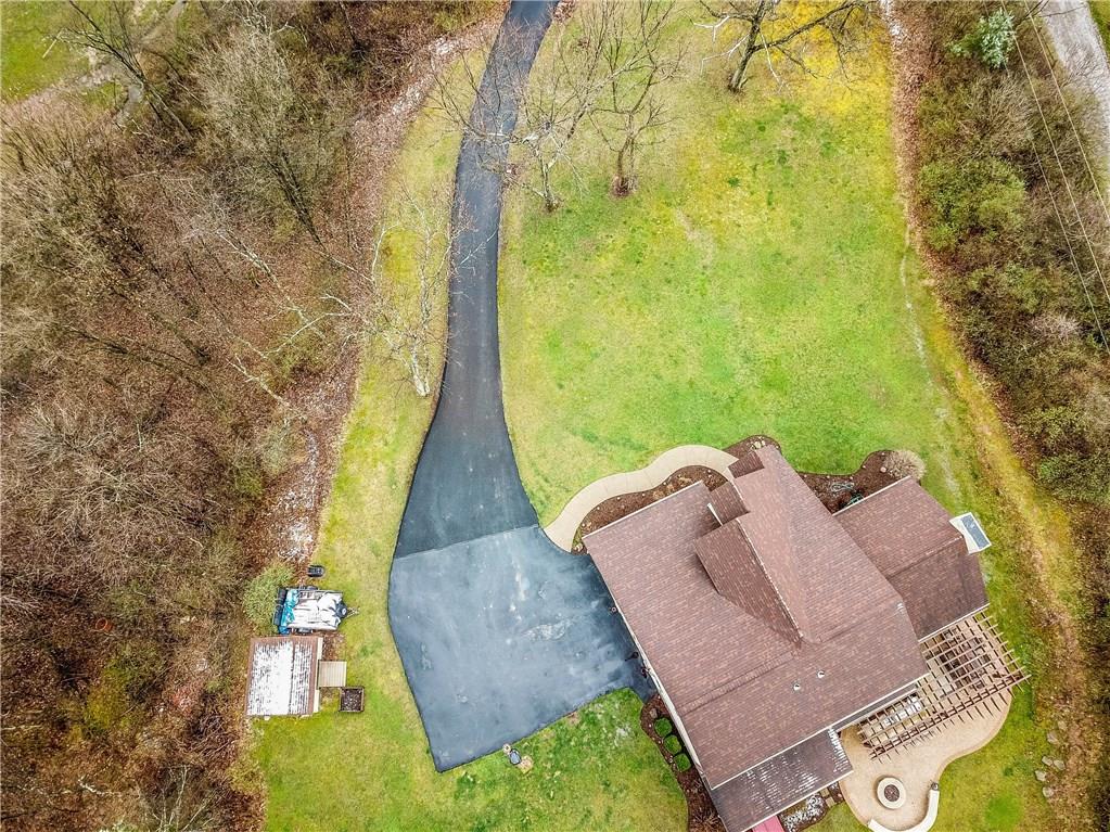 1440 Freeport Road Mars, PA 16046 - Photo 3 of 25 LONG DRIVEWAY OFF OF FREEPORT ROAD ADDS PRIVACY ON 1.7 ACRES IN NORTH ALLEGHENY SCHOOL DISTRICT.