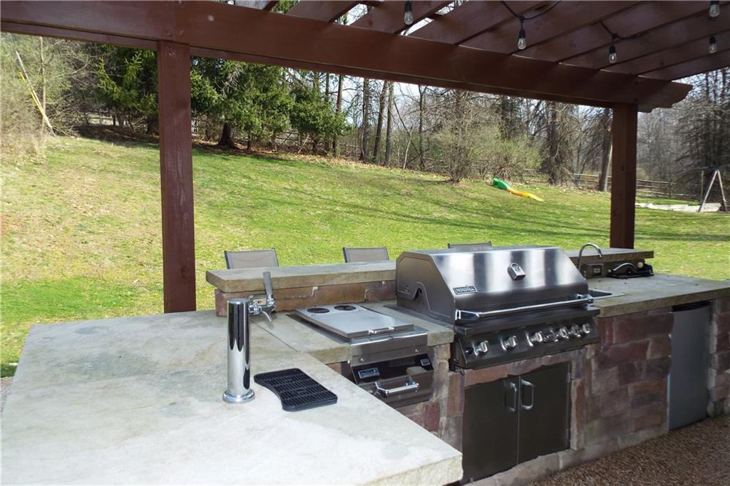 1440 Freeport Road Mars, PA 16046 - Photo 24 of 25 Gallery Image 24