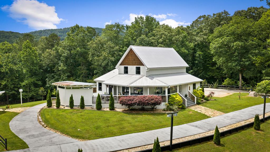 657 Campbell Camp Circle Blue Ridge, GA 30513 - Photo 1 of 95 Main View