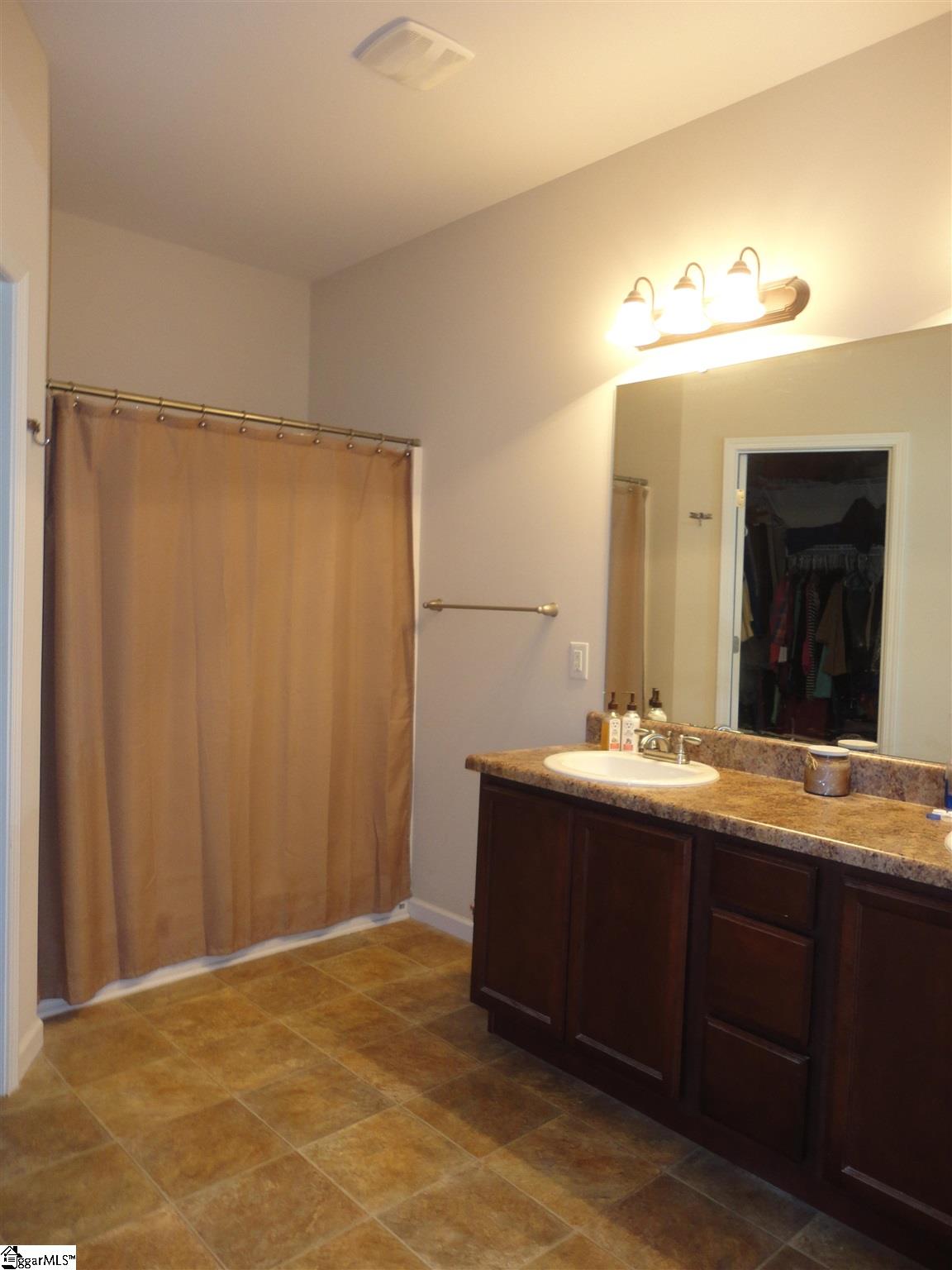 522 Hammett Bridge Road Greer, SC 29650 - Photo 19 of 34