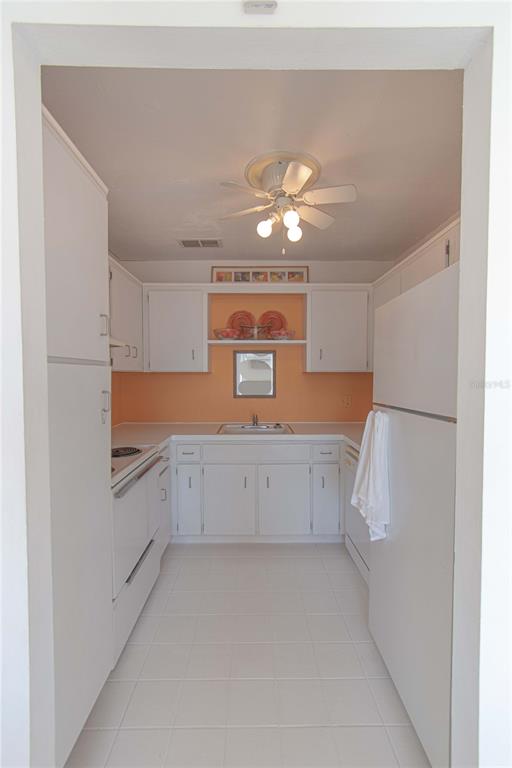 241 South McMullen Booth Road, Unit 34 Clearwater, FL 33759 - Photo 17 of 30