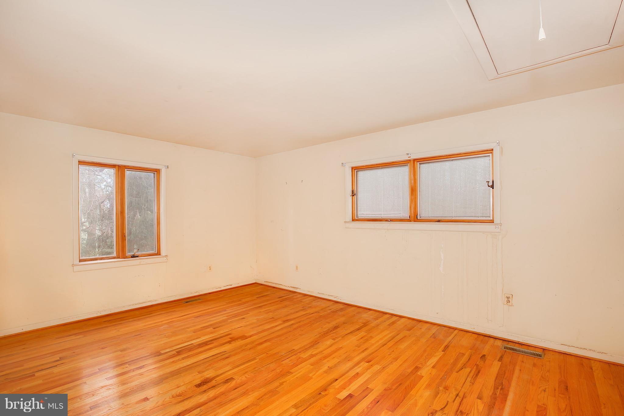 3955 Wayson Road Davidsonville, MD 21035 - Photo 13 of 28 Bedroom