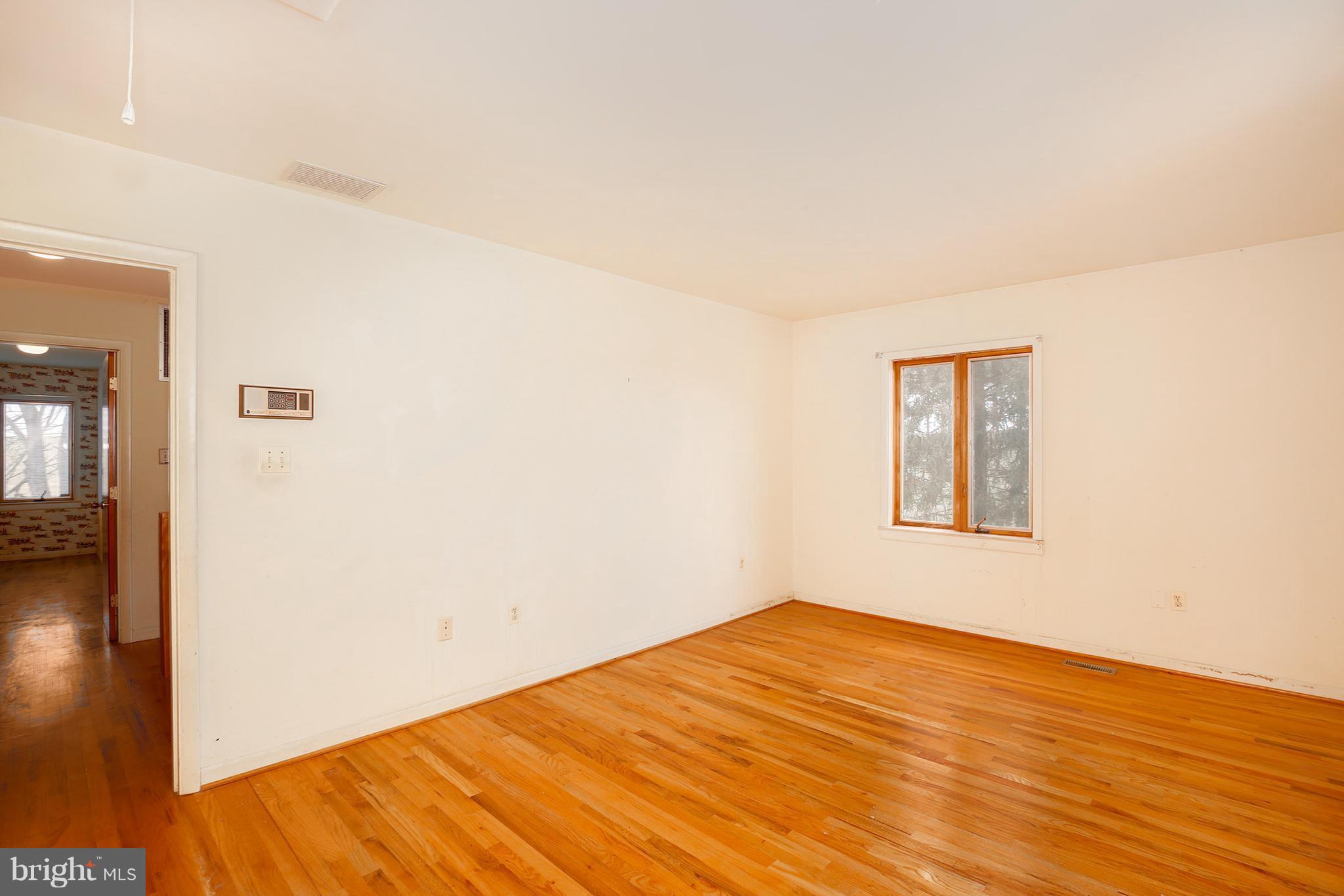 3955 Wayson Road Davidsonville, MD 21035 - Photo 14 of 28 Bedroom