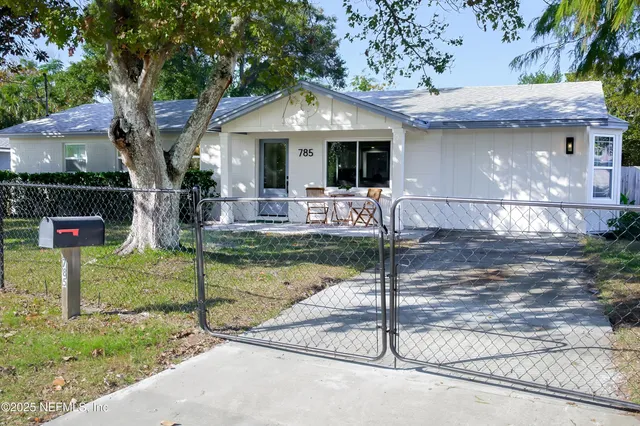 $795,000 | 785 Triton Road, Atlantic Beach, FL 32233