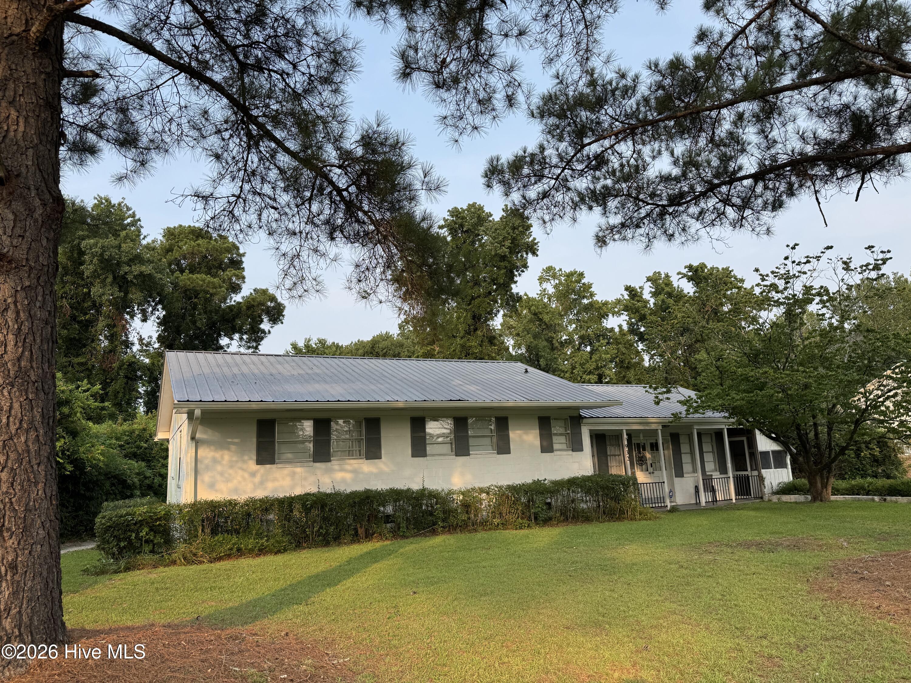 932 Roberdell Road Rockingham, NC 28379 - Photo 2 of 16 Gallery Image 2