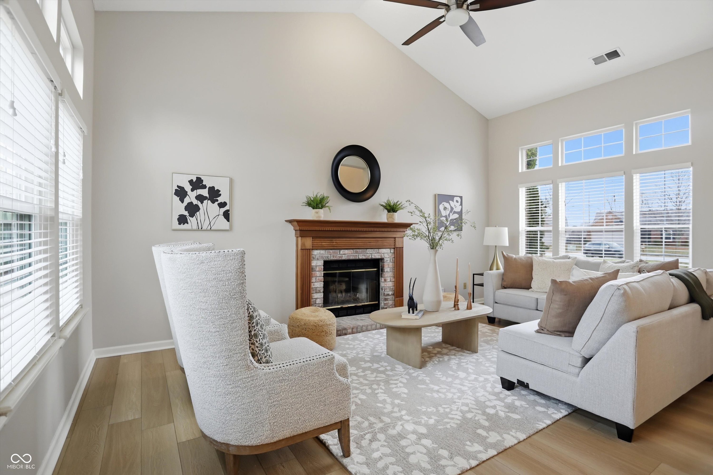 6385 Hillview Circle Fishers, IN 46038 - Photo 6 of 37