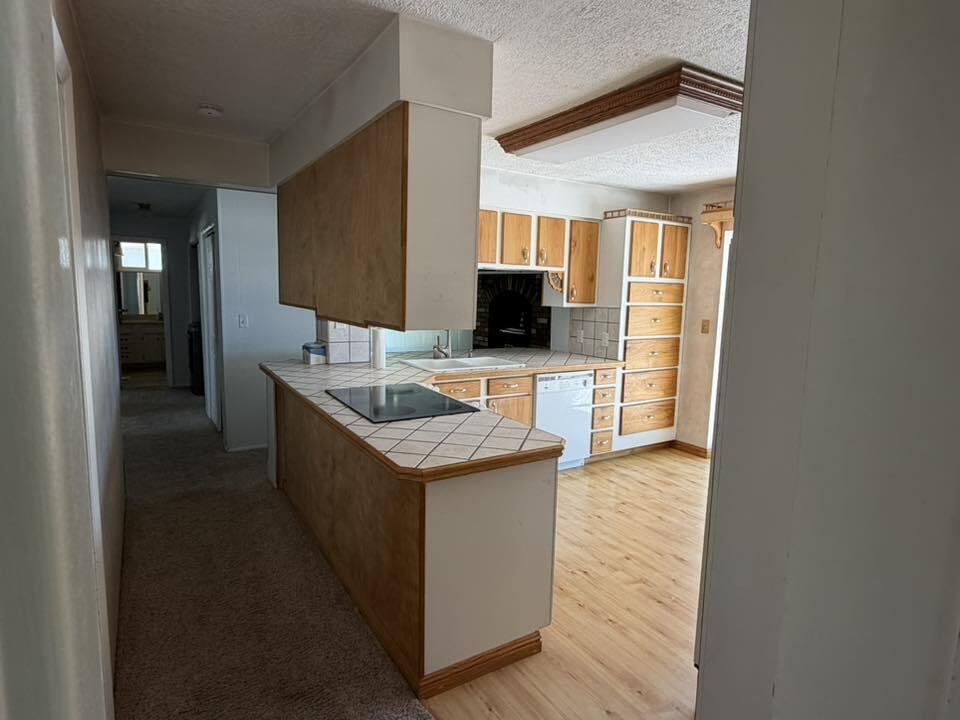 195 South 100 E Street Beaver, UT 84713 - Photo 4 of 23 Hall