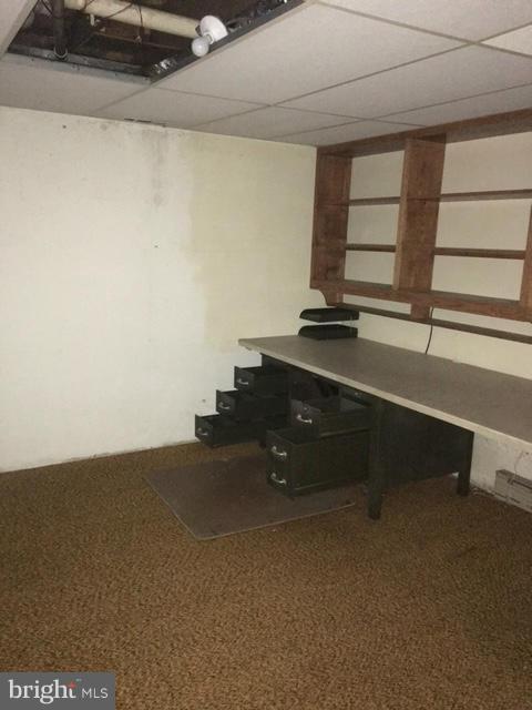 13728 Pryor Road Thurmont, MD 21788 - Photo 13 of 22 a room with a window