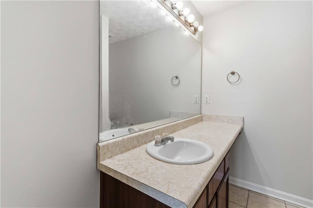 4401 Stone Gate Way Atlanta, GA 30344 - Photo 17 of 27