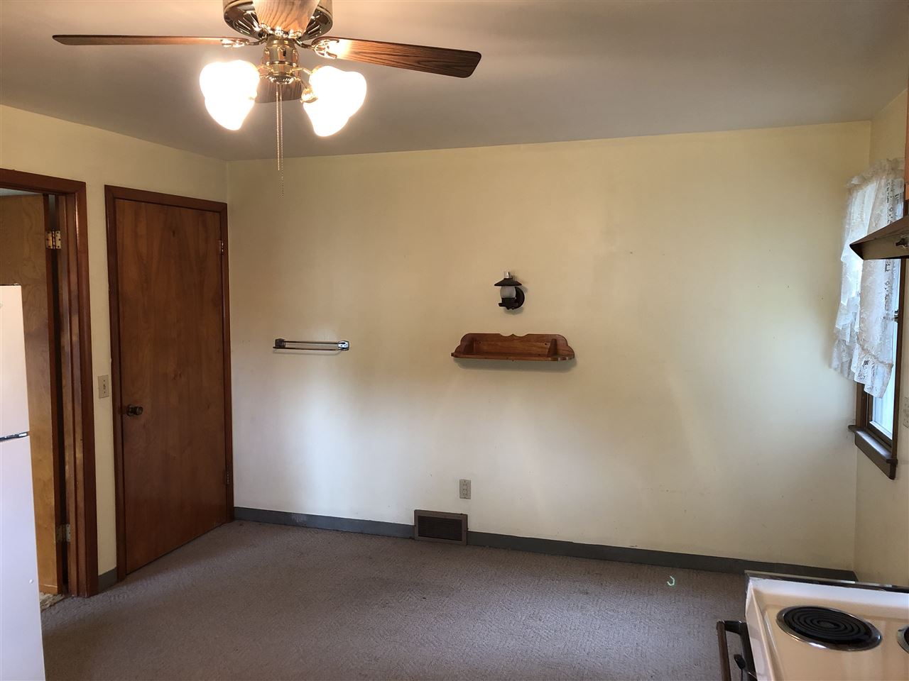8548 East County Rd A Janesville, WI 53546 - Photo 8 of 24 Gallery Image 8