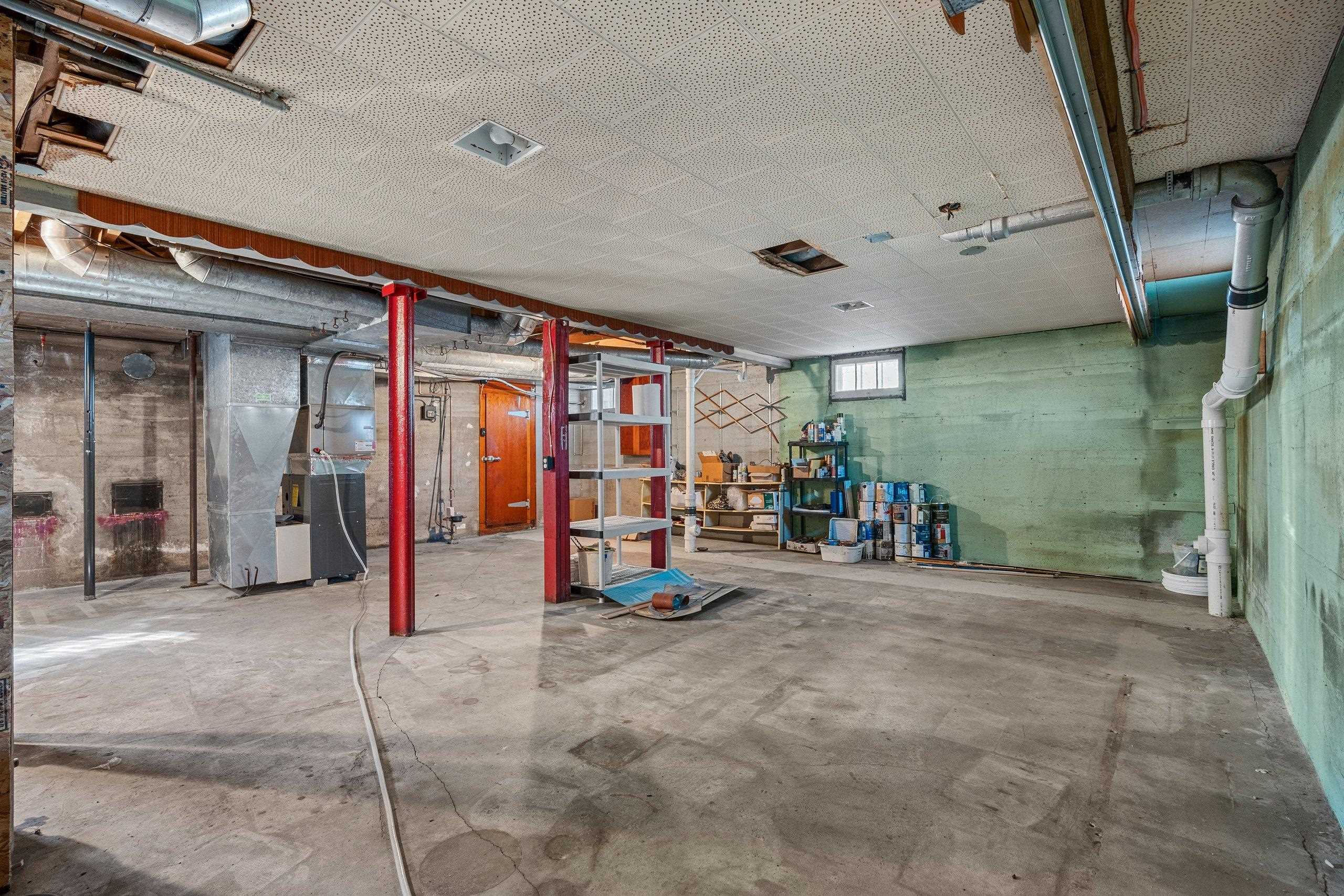 413 Jefferson Street Algoma, WI 54201 - Photo 41 of 76