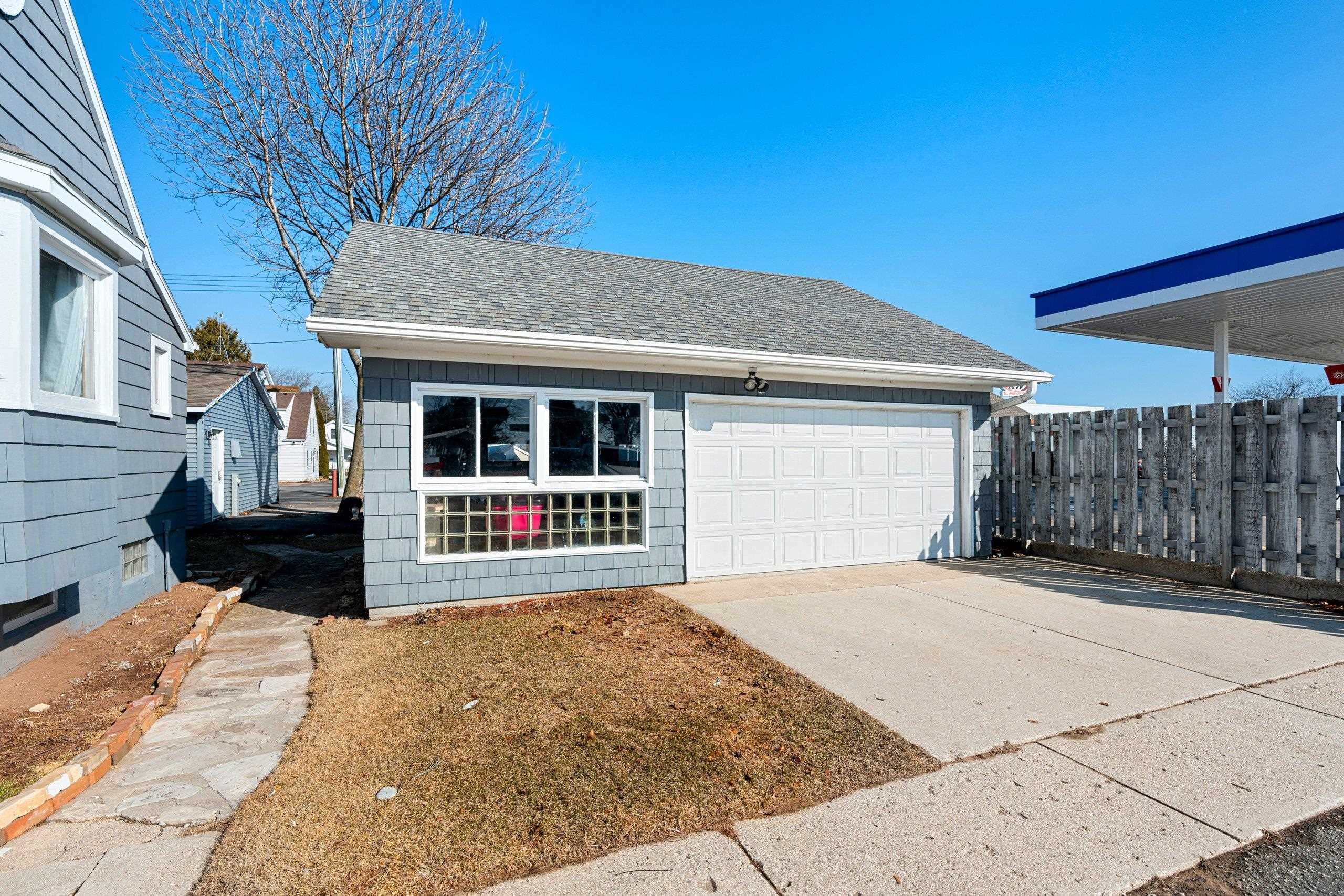 413 Jefferson Street Algoma, WI 54201 - Photo 59 of 76