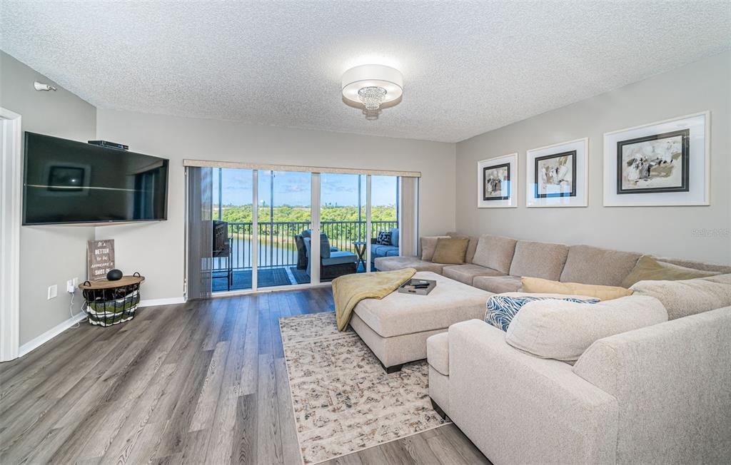 6450 Shoreline Drive, Unit 9203 St. Petersburg, FL 33708 - Photo 8 of 52