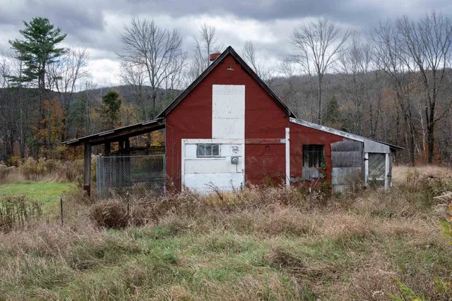 $450,000 | 1011 Quechee-Hartland Road, Hartford, VT 05059