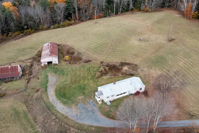 $450,000 | 1011 Quechee-Hartland Road, Hartford, VT 05059