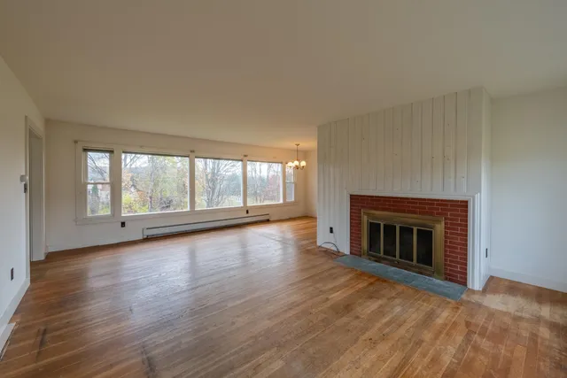 $450,000 | 1011 Quechee-Hartland Road, Hartford, VT 05059