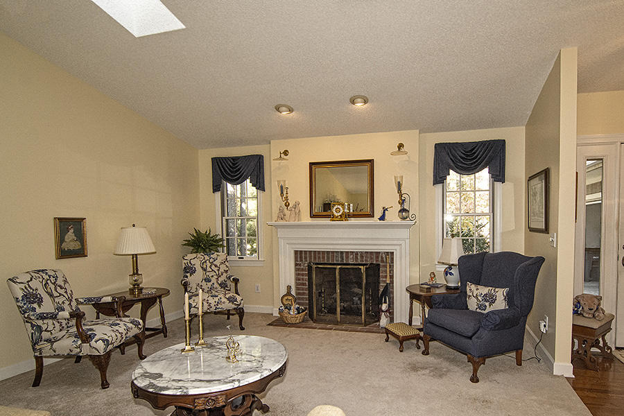 4 Bob O Link Road Pinehurst, NC 28374 - Photo 4 of 29 6. livingroom_6745