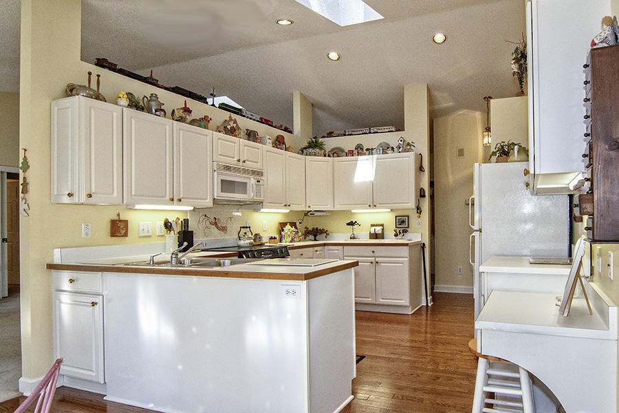 4 Bob O Link Road Pinehurst, NC 28374 - Photo 7 of 29 12. kitchen_6704