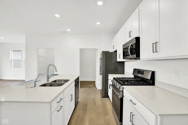 $294,785 | 5262 Nettleton Way, Avon, IN 46123