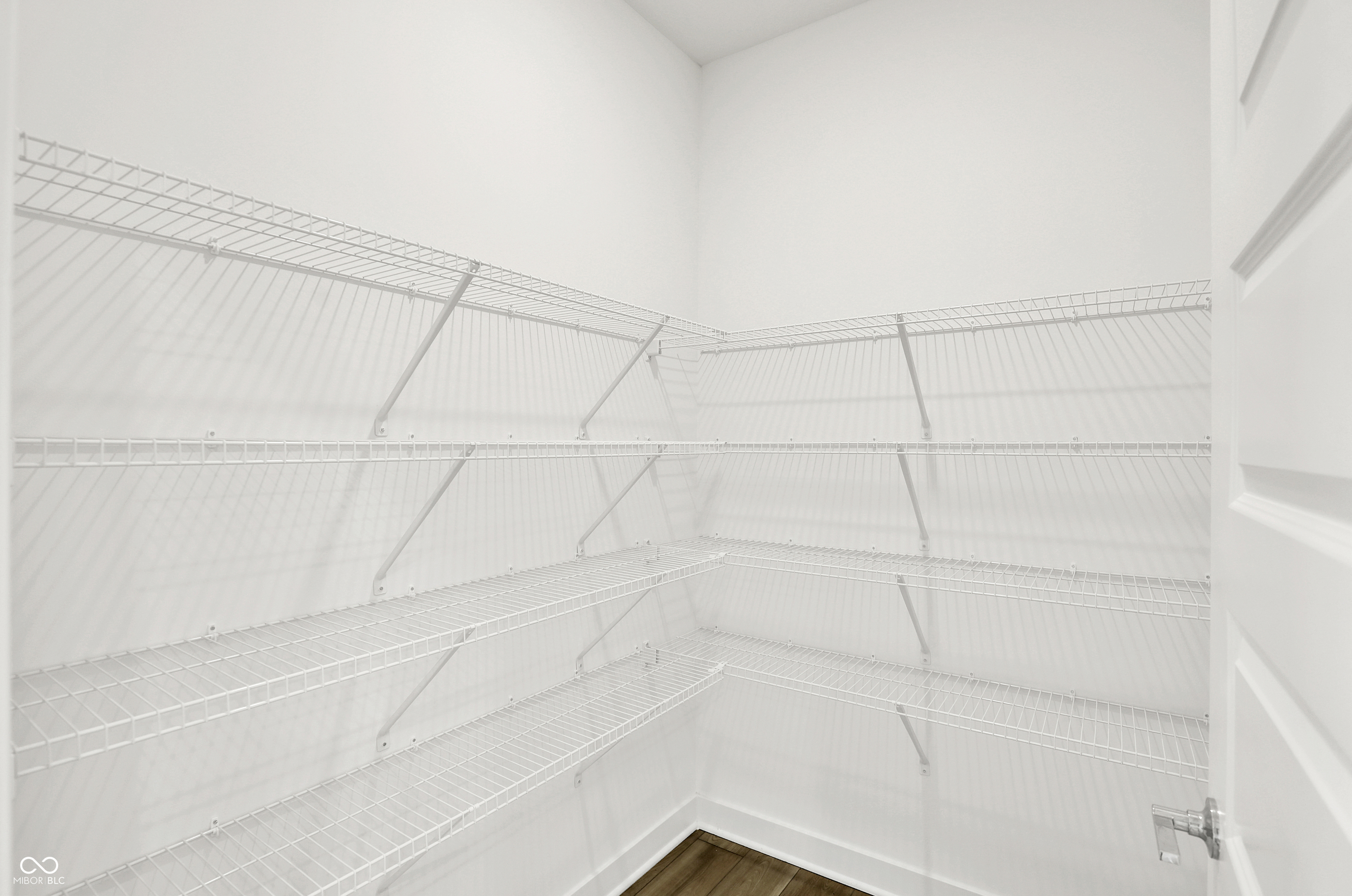 5262 Nettleton Way Avon, IN 46123 - Photo 14 of 35