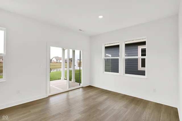 $294,785 | 5262 Nettleton Way, Avon, IN 46123