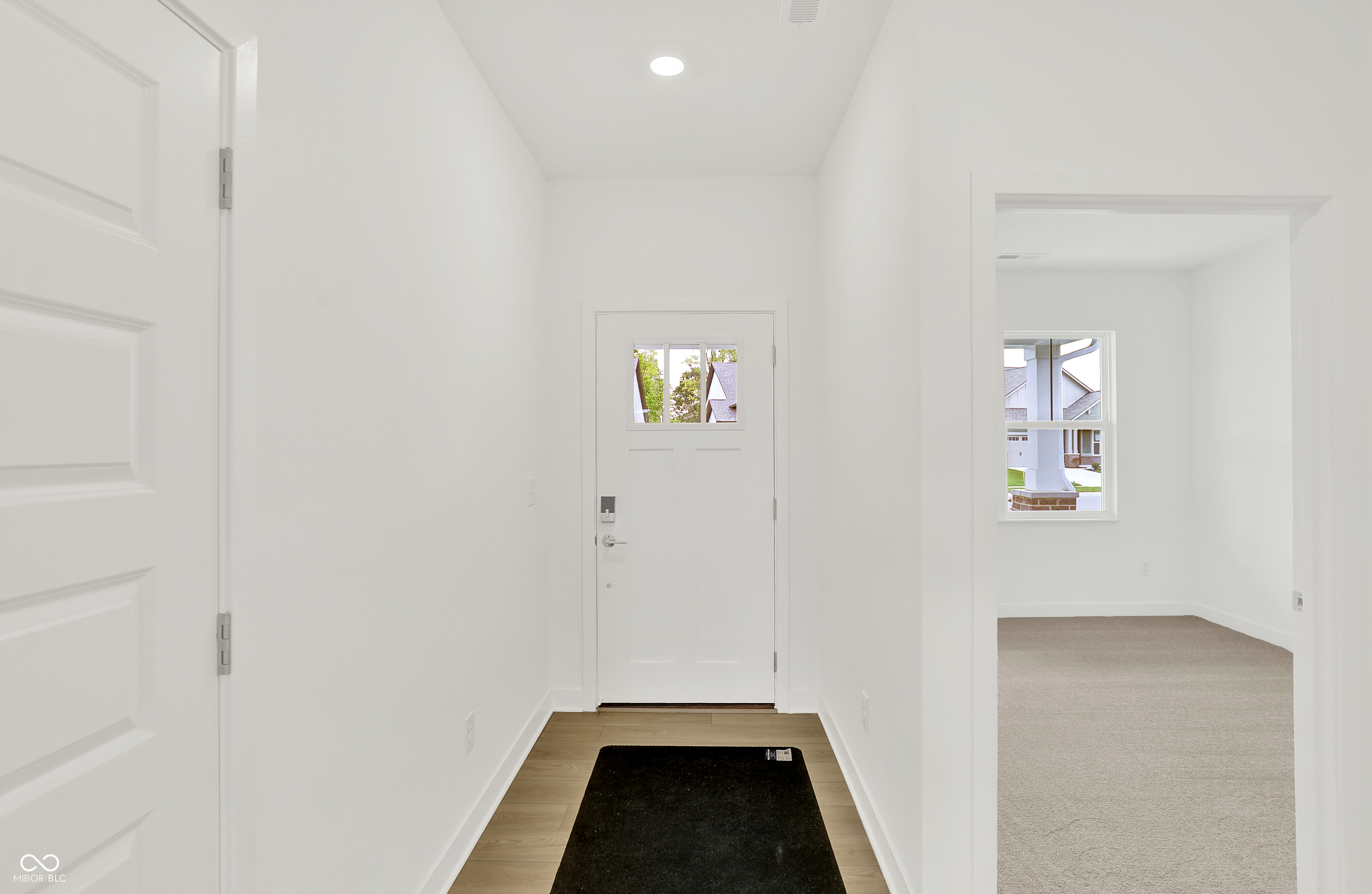 5262 Nettleton Way Avon, IN 46123 - Photo 5 of 35