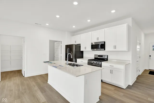 $294,785 | 5262 Nettleton Way, Avon, IN 46123