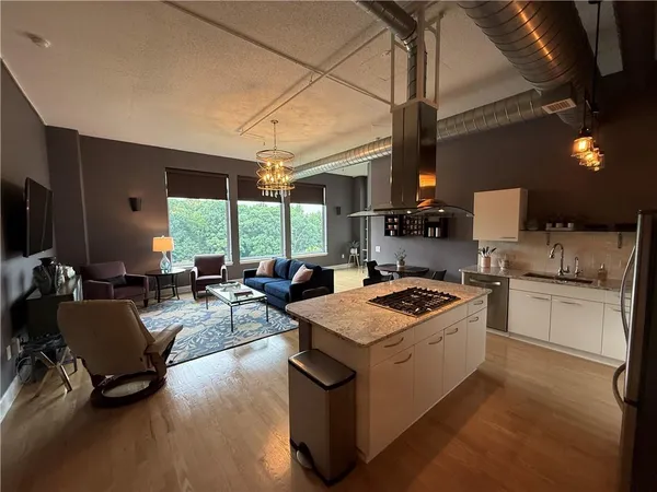 $449,900 | 3820 Roswell Road Northeast, Unit 709, Atlanta, GA 30342