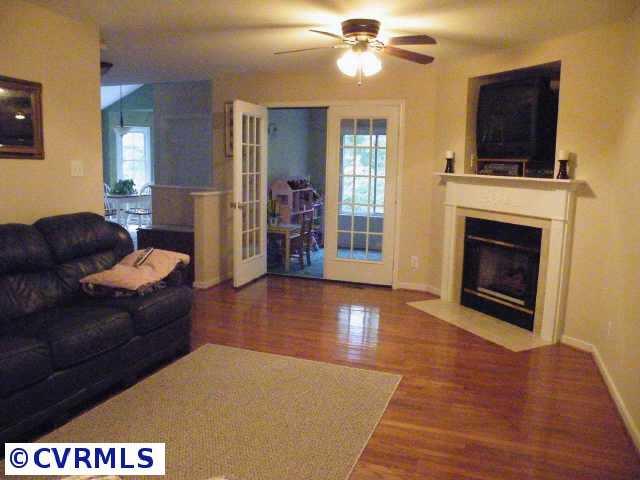 4711 Ball Cypress Road Chesterfield, VA 23832 - Photo 4 of 10 Other - 24' Family Room with gas corner Fireplace