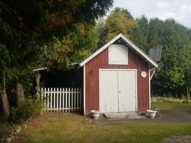 $179,900 | 20 Glendale Road, Caribou, ME 04736