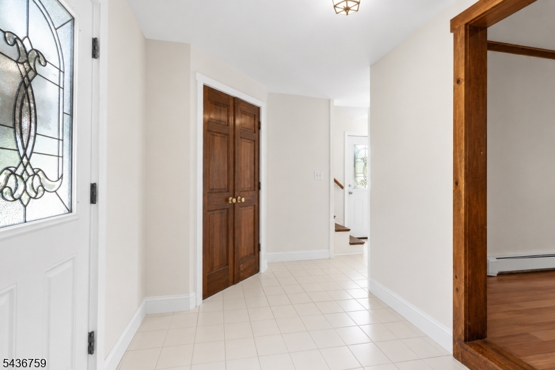 46 Ideal Street Gillette, NJ 07933 - Photo 6 of 47
