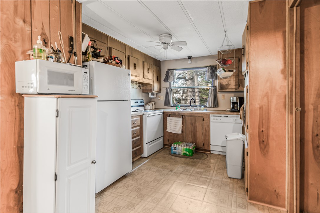 376 Loganberry Road Somerville, TX 77879 - Photo 6 of 27