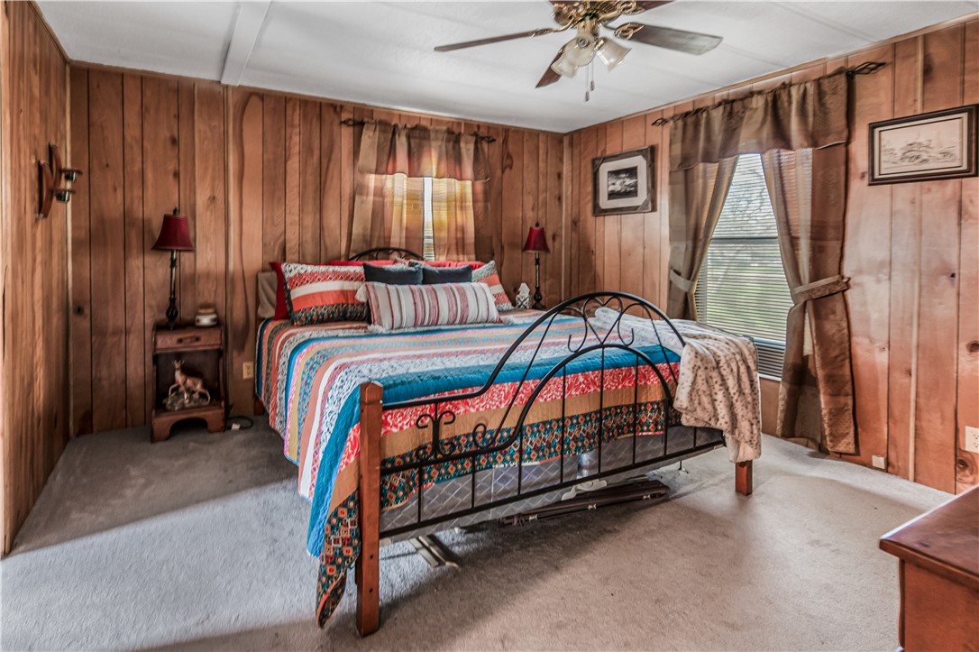 376 Loganberry Road Somerville, TX 77879 - Photo 9 of 27