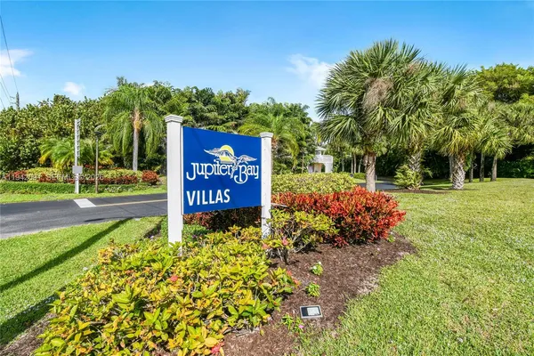 $425,000 | 353 Highway 1, Unit B6, Jupiter, FL 33477