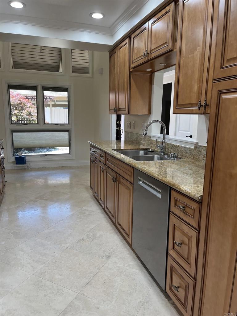 119 Cancha De Golf Rancho Santa Fe, CA 92091 - Photo 5 of 15