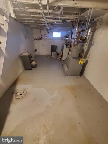 $1,300 | 423 Chapel Terrace, Reading, PA 19602