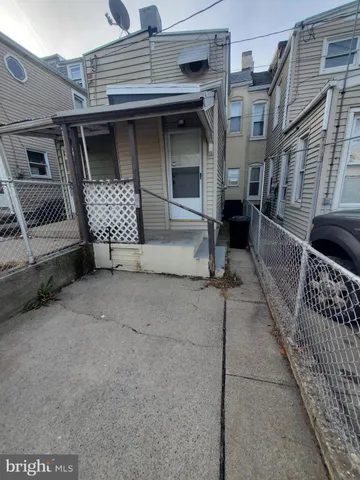 $1,300 | 423 Chapel Terrace, Reading, PA 19602