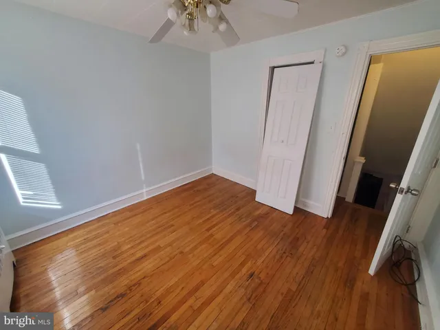 $1,300 | 423 Chapel Terrace, Reading, PA 19602