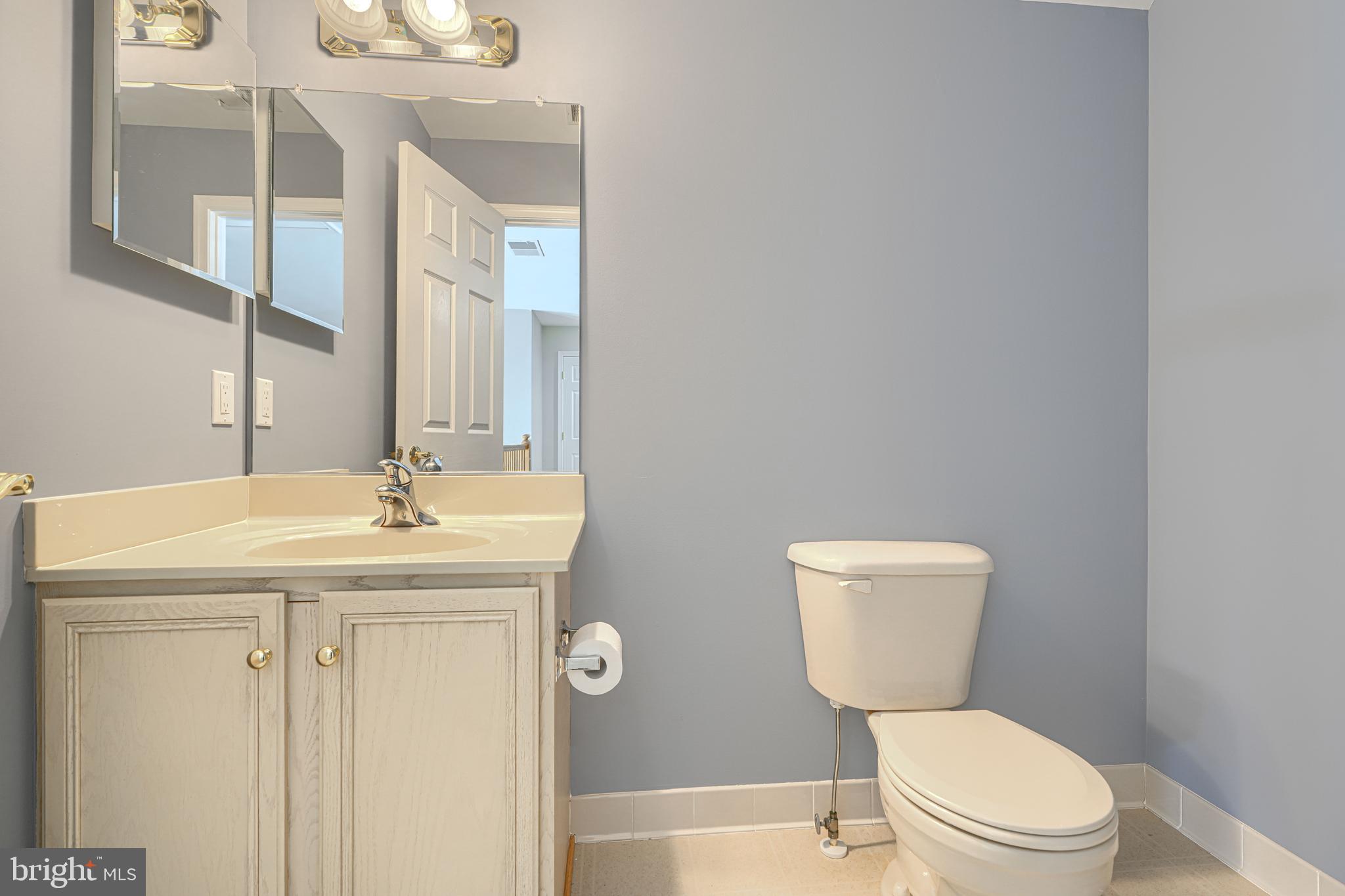 10765 Autumn Splendor Drive, Unit 52 Columbia, MD 21044 - Photo 21 of 29 Loft powder room
