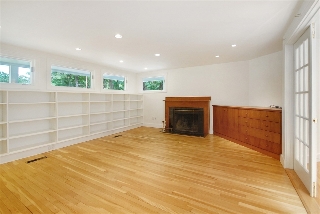 297 Laws Brook Road Concord, MA 01742 - Photo 27 of 42