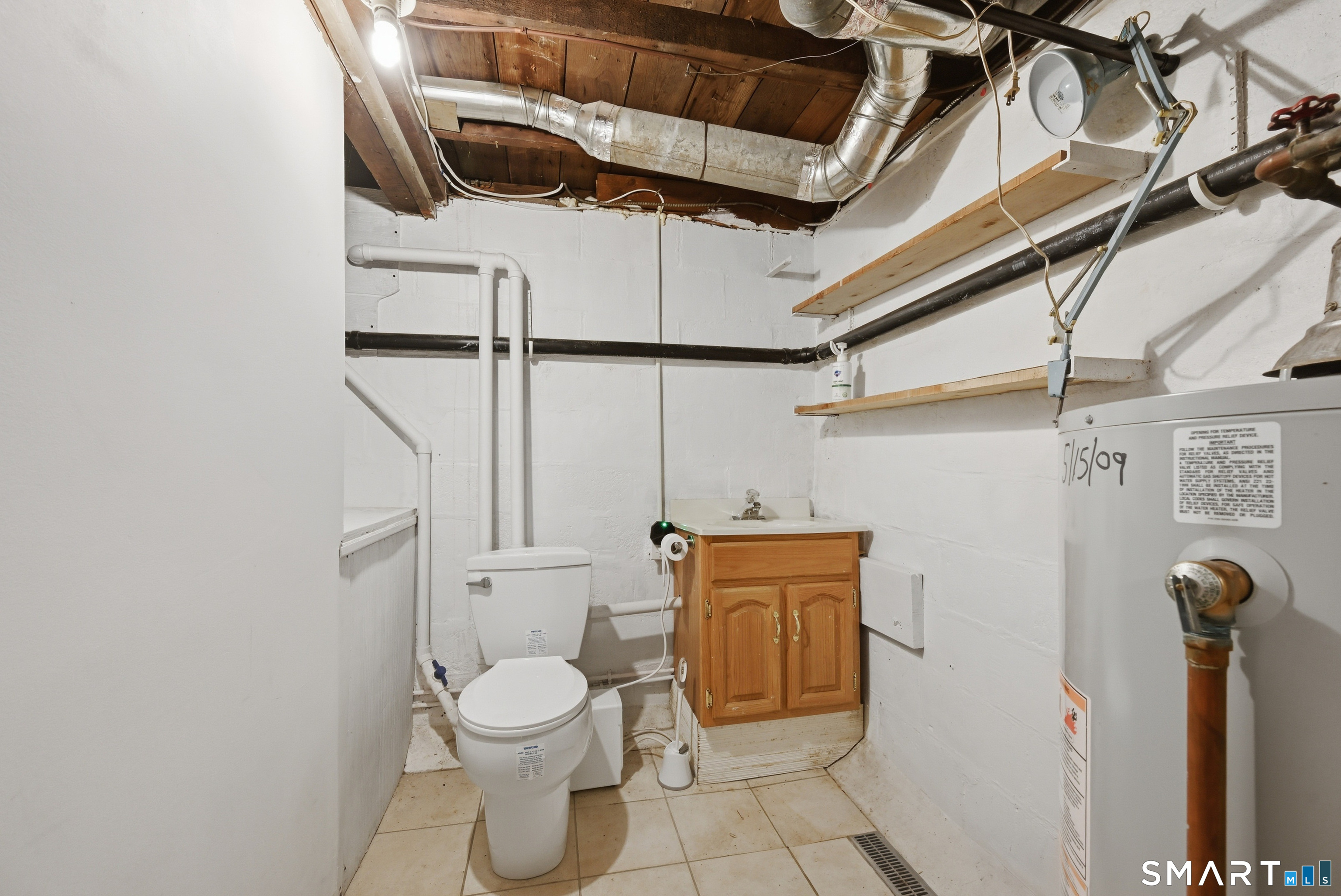 74 Great Quarter Road Newtown, CT 06482 - Photo 26 of 33 Gallery Image 26