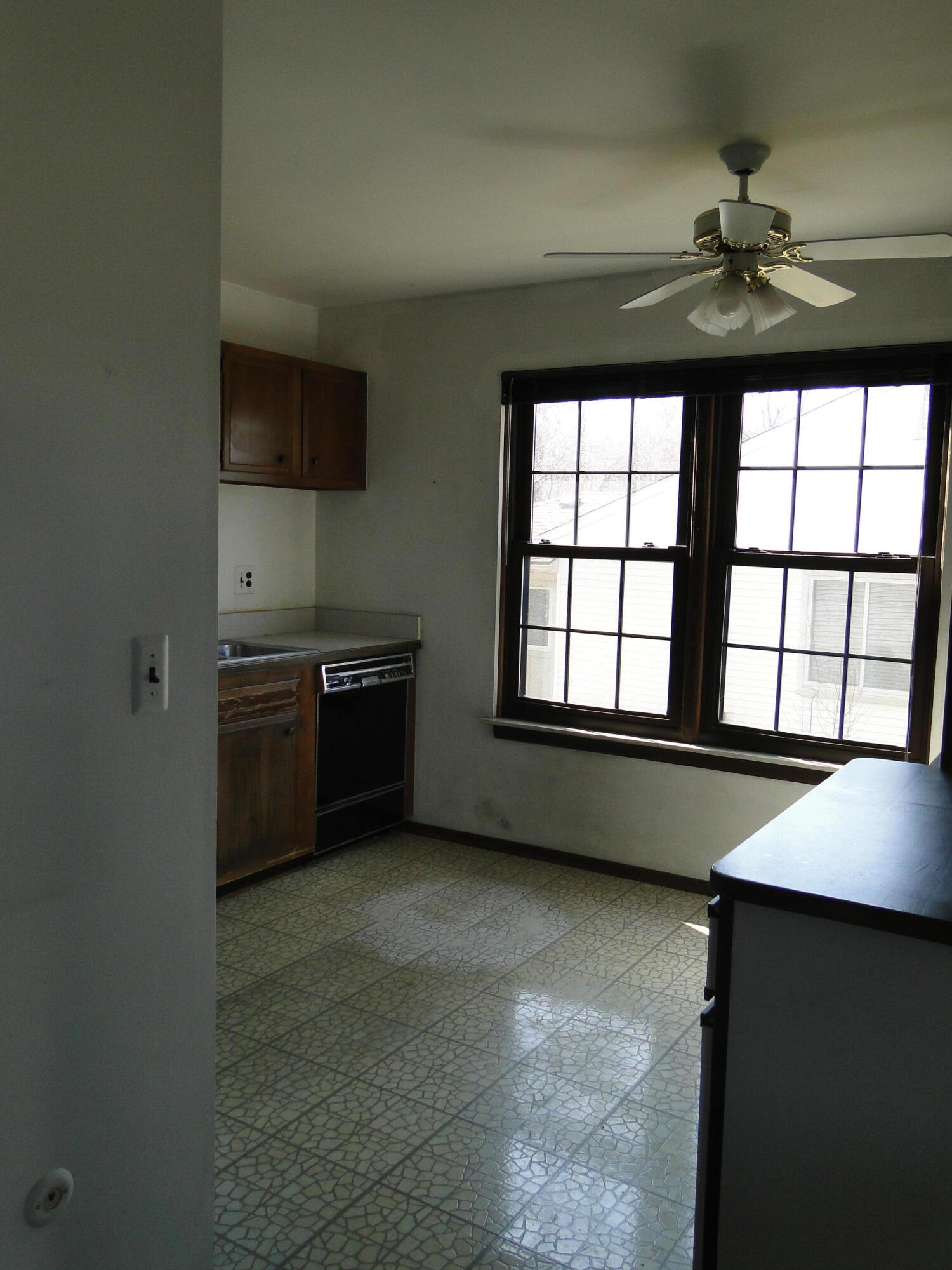 42673 Barchester Road Canton, MI 48187 - Photo 29 of 38 DSC02574