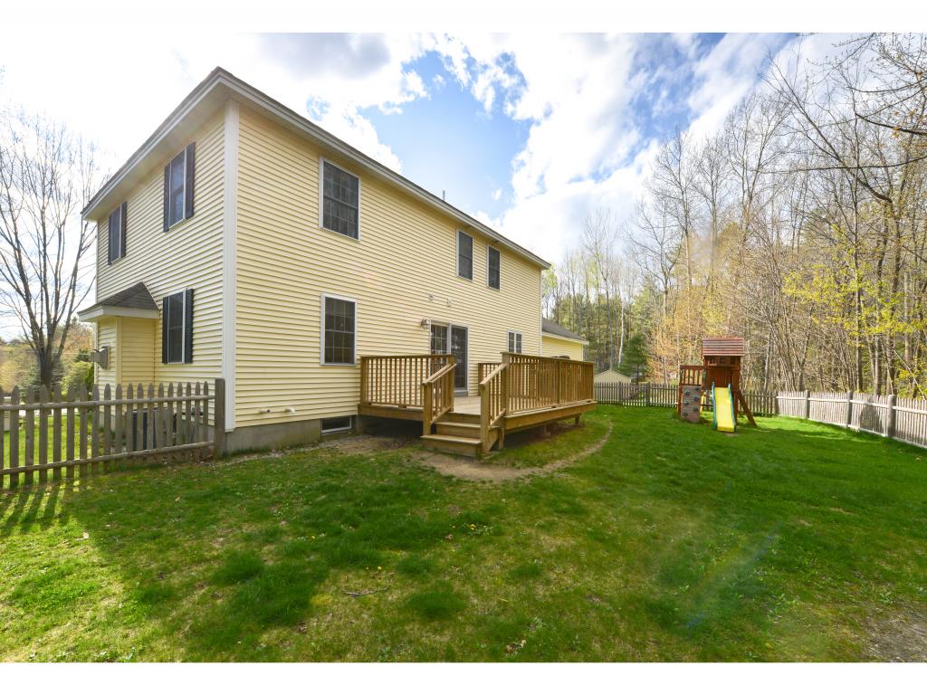 34 Tenney Road Goffstown, NH 03045 - Photo 3 of 26