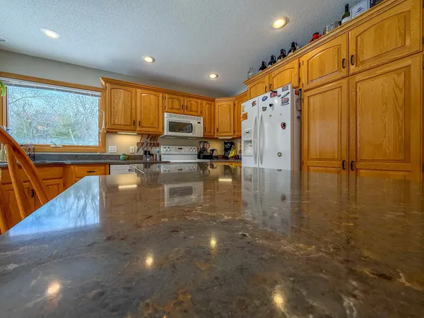 $579,000 | 7901 White Oak Street Northeast, Bemidji, MN 56601