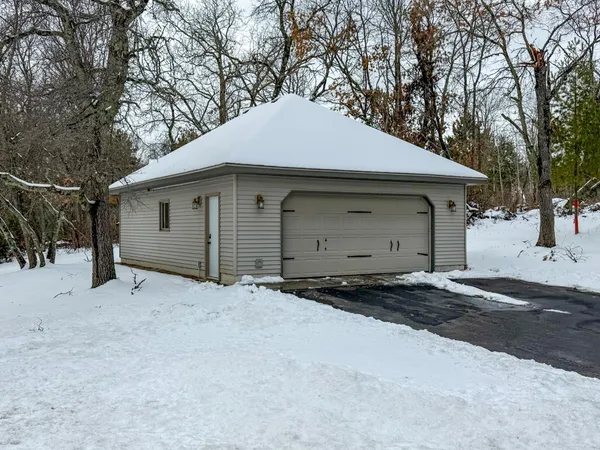 $579,000 | 7901 White Oak Street Northeast, Bemidji, MN 56601