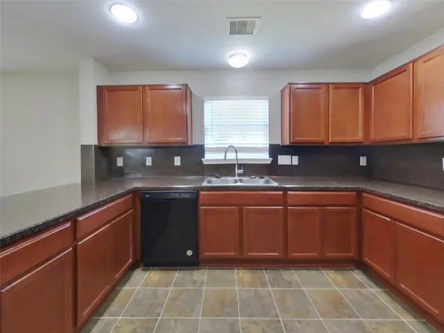 $1,999 | 10914 Tipton Oaks Drive, Richmond, TX 77406